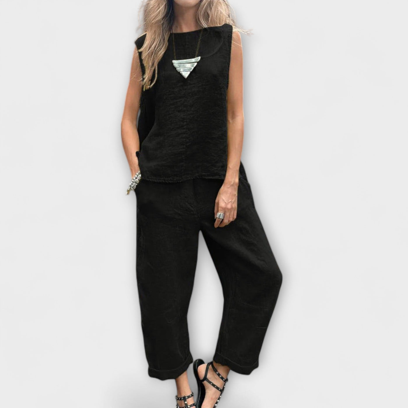Jennifer Outfit