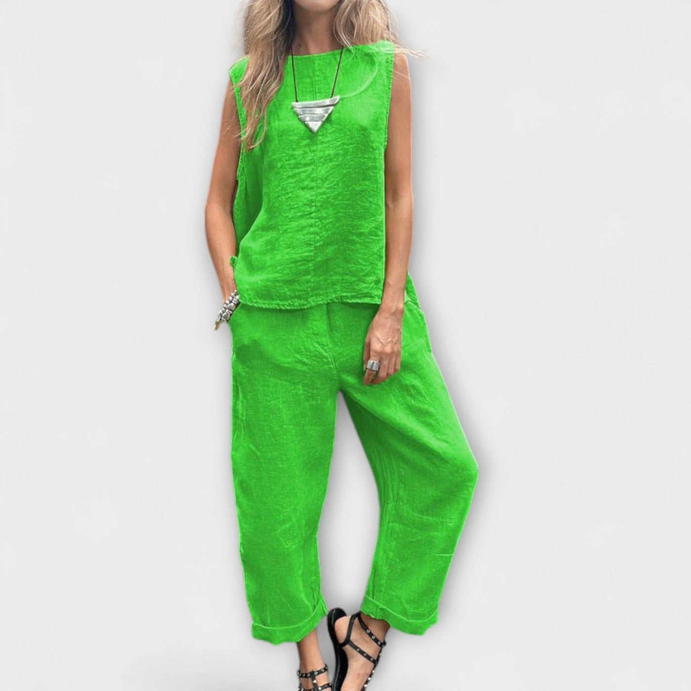 Jennifer Outfit