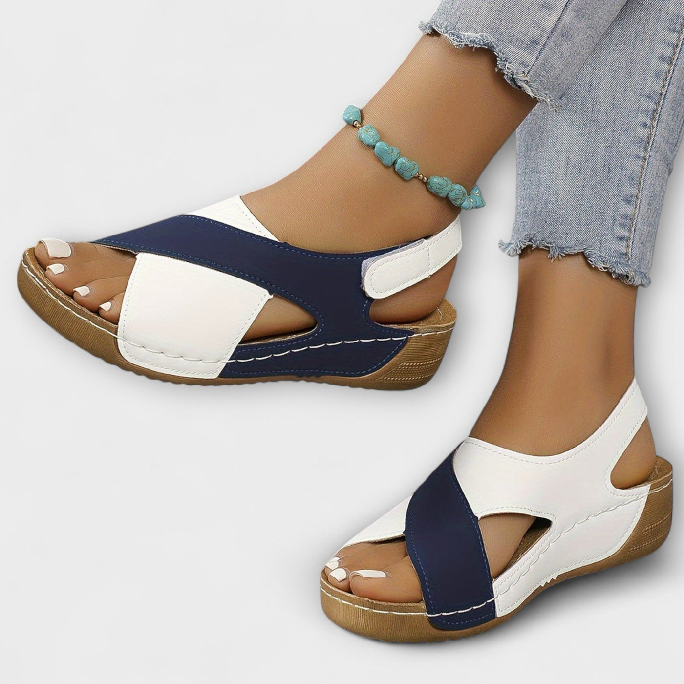 Aby Hiking Sandals