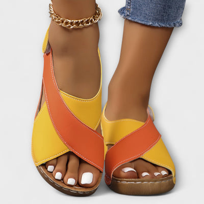 Aby Hiking Sandals