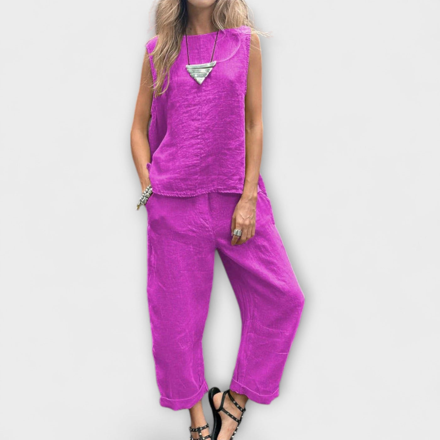 Jennifer Outfit