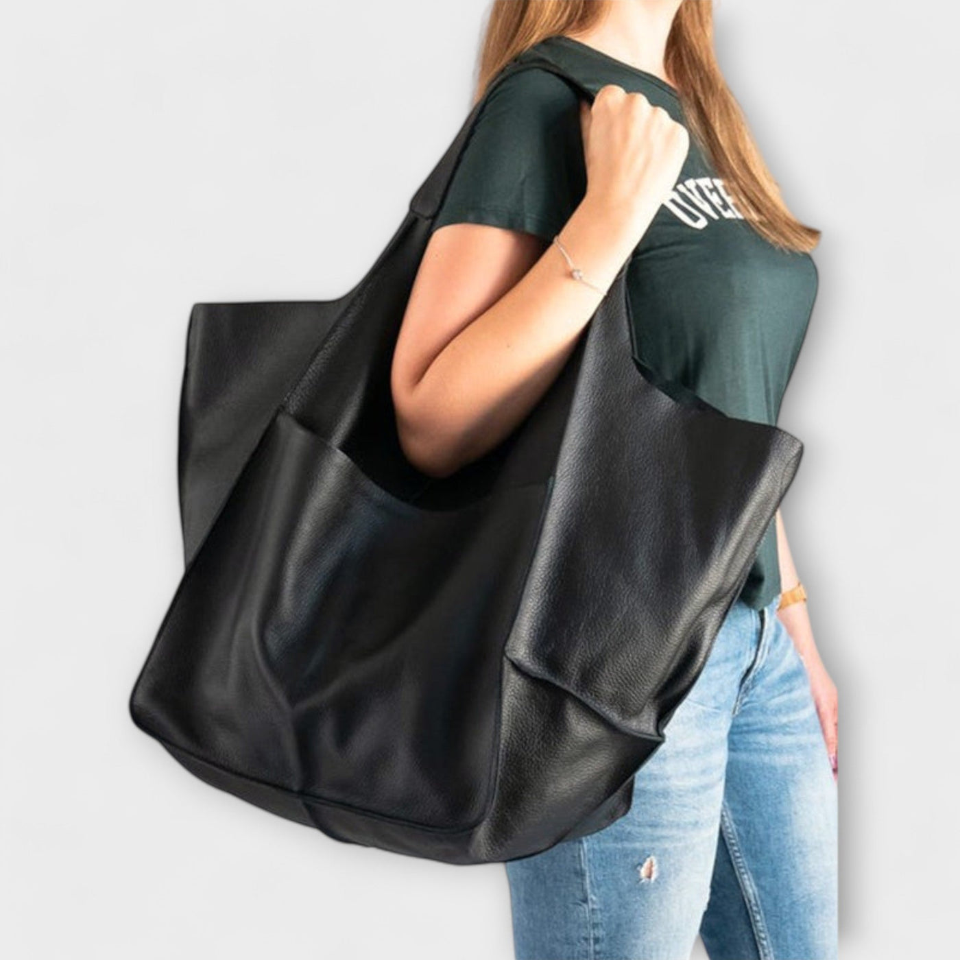 Lora Weekender Bag