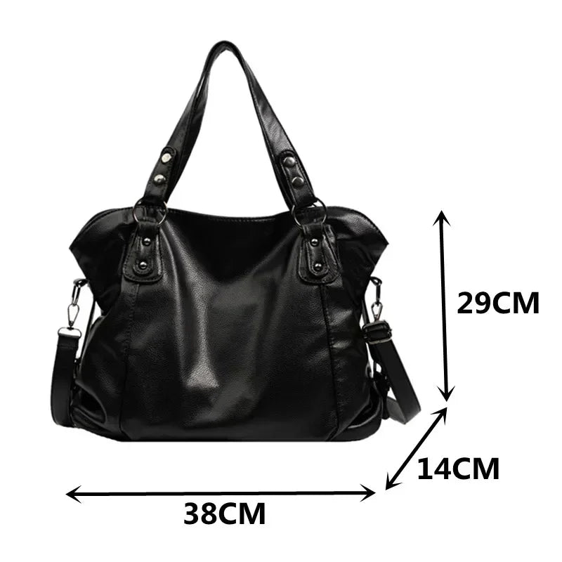 Lora Hobo Bag