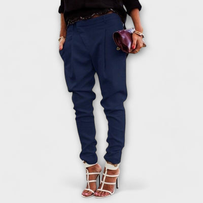 Mira Bundhose