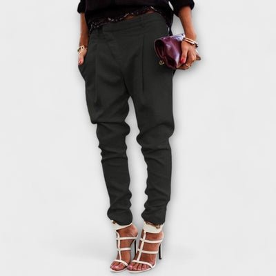 Mira Bundhose