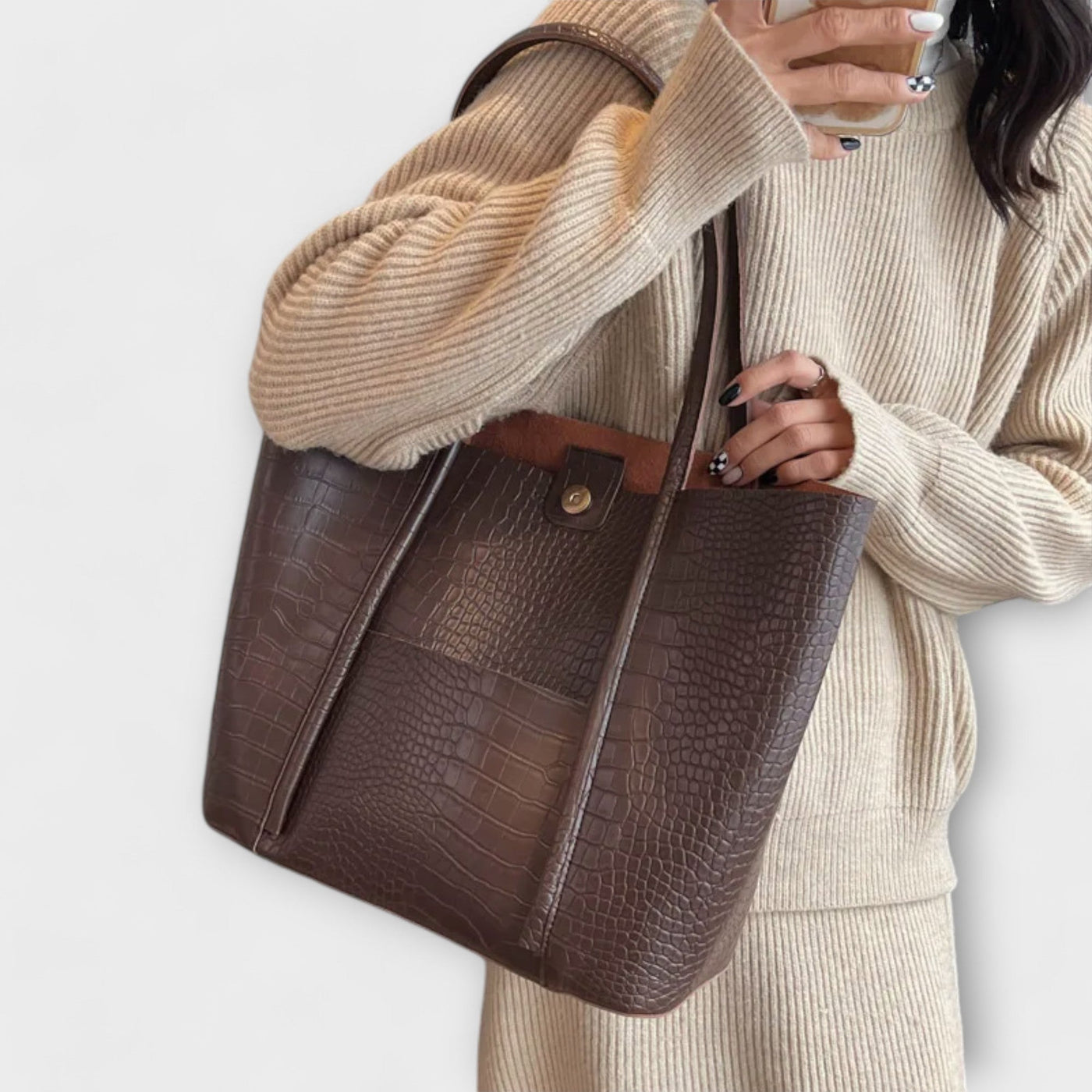 Lora Crossbody Bag