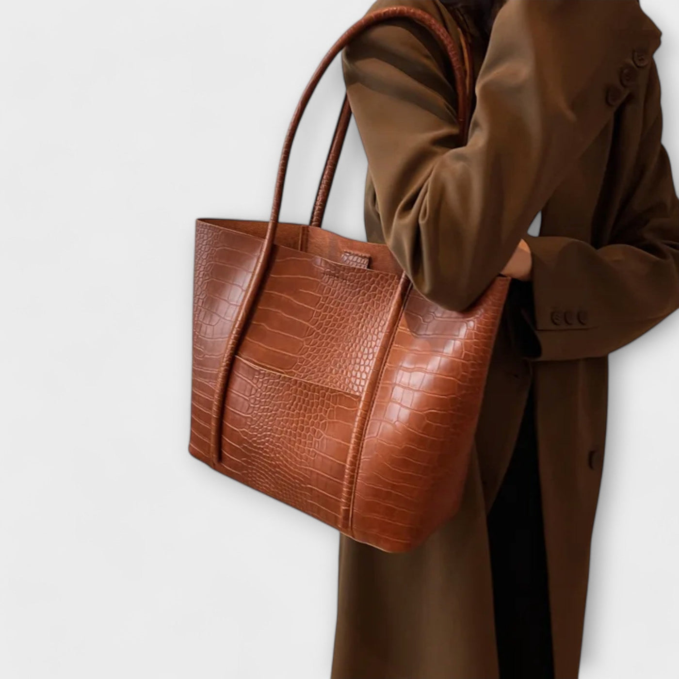 Lora Crossbody Bag