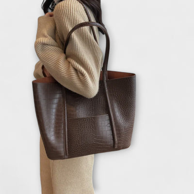 Lora Crossbody Bag