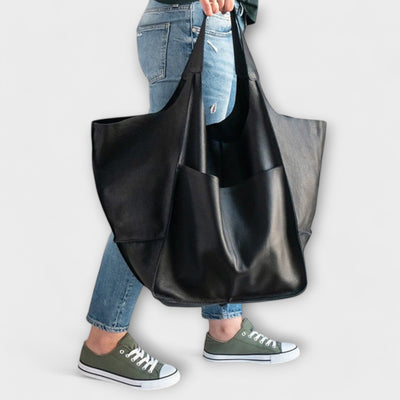Lora Weekender Bag
